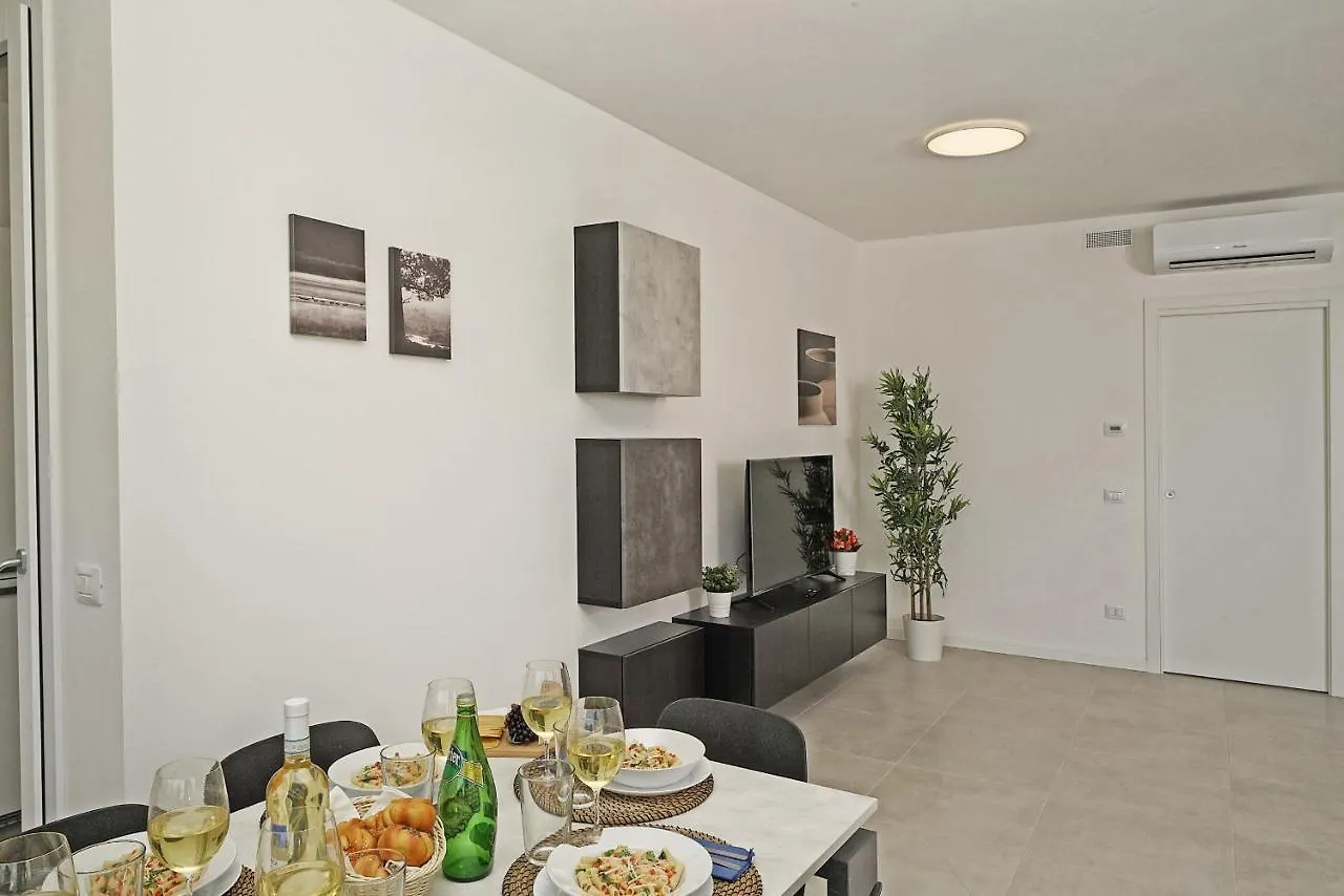 Katya Resort Apartments By Wonderful Italy Desenzano del Garda 0*,  Włochy