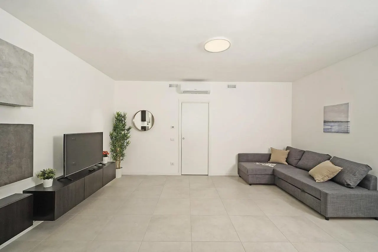 Katya Resort Apartments By Wonderful Italy Desenzano del Garda