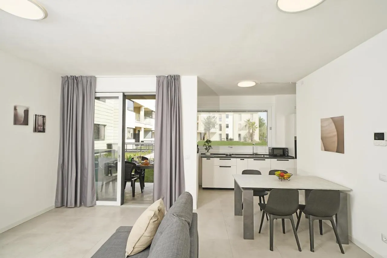 Katya Resort Apartments By Wonderful Italy Desenzano del Garda
