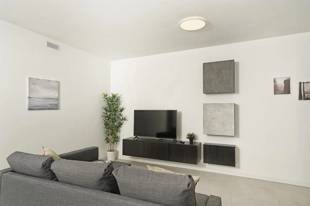 Katya Resort Apartments By Wonderful Italy Desenzano del Garda