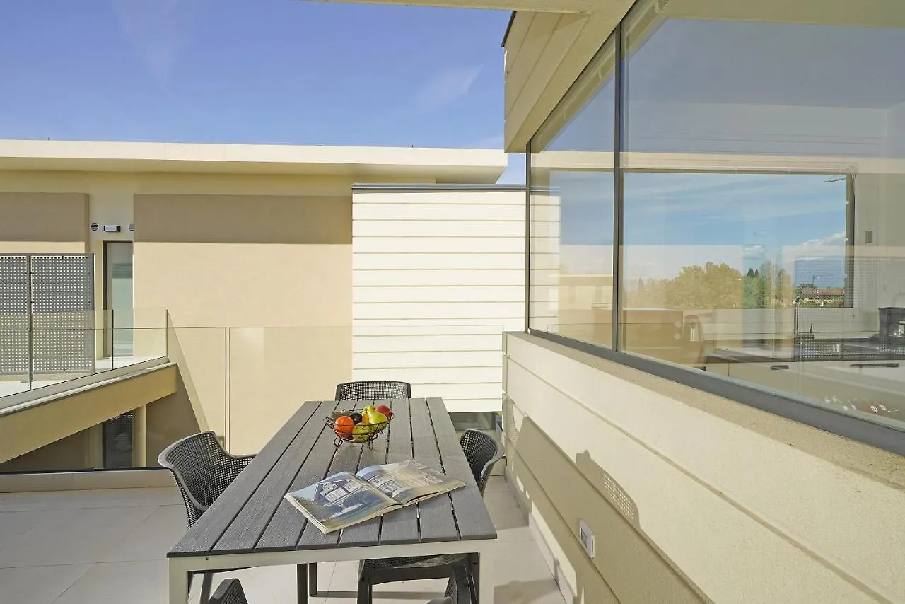 Katya Resort Apartments By Wonderful Italy Desenzano del Garda Włochy
